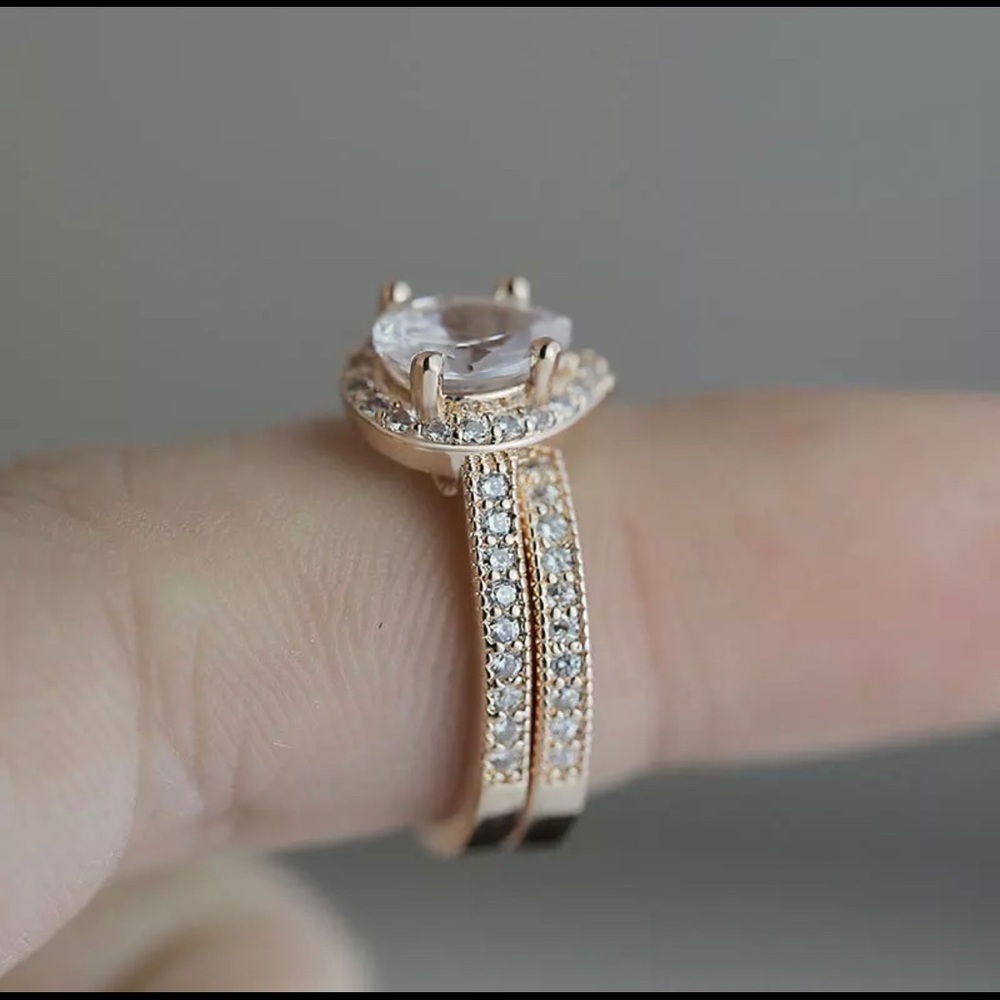 ✨2 Piece Engagement Ring✨18K Rose Gold Plated✨ - Picture 5 of 8
